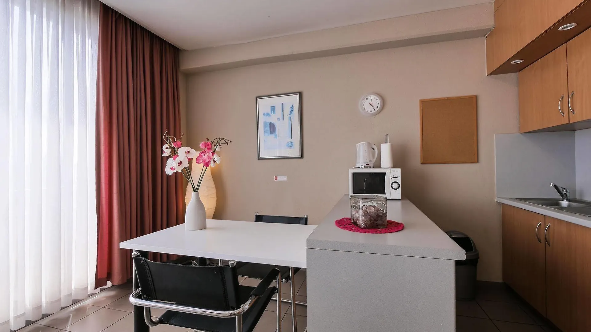City Apartments Antwerpen  Антверпен